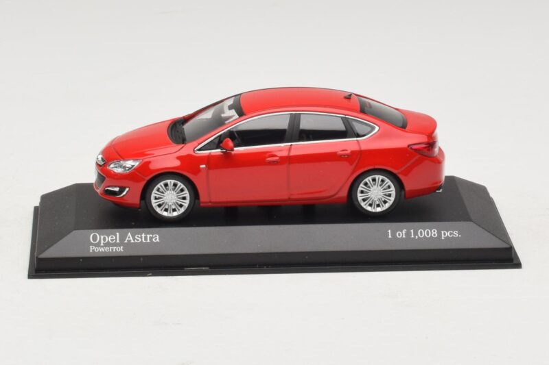 Opel Astra J Rouge Minichamps 1:43 Opel Astra J Rouge Minichamps 1:43 410042001 Métal