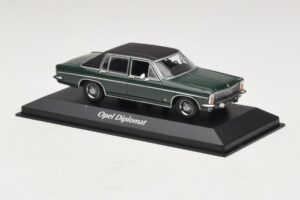 Opel Diplomat B Vert Foncé Maxichamps 1:43 940046070 Métal — image 3 sur 4
