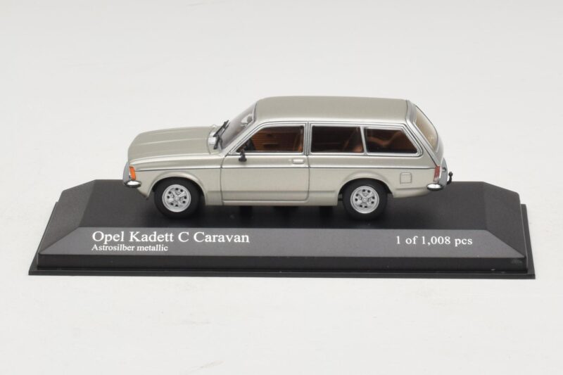 Opel Kadett C Caravan Silver Metallic Minichamps 1:43 400048111 Métal