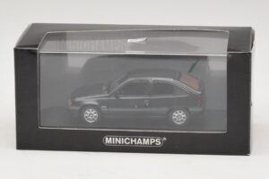 Opel Kadett E Black Metallic Minichamps 1:43 400045901 Métal — image 4 sur 4