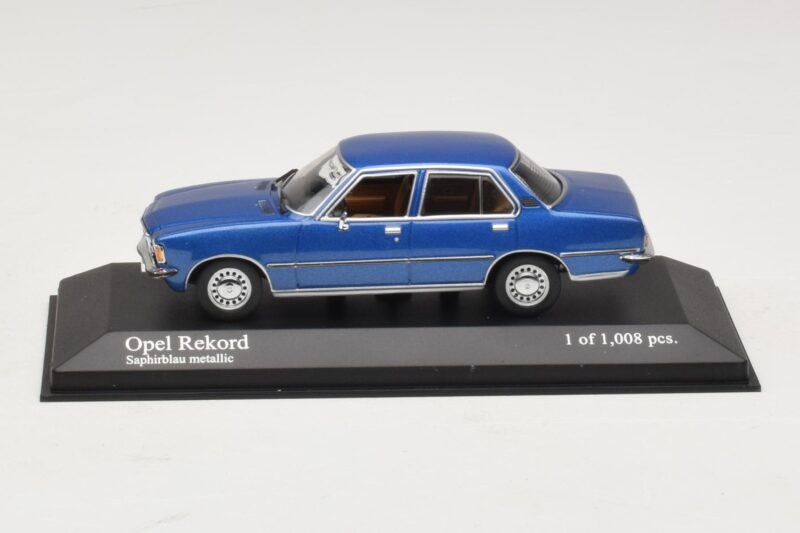 Opel Rekord D Bleu Métallisé Minichamps 1:43 400044002 Métal