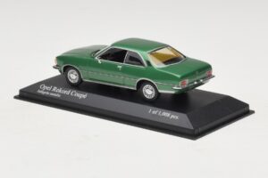Opel Rekord D Coupé Vert Métallisé Minichamps 1:43 400044022 Métal — image 3 sur 4