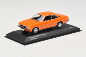 Opel Rekord D Coupé Orange Minichamps 1:43 400044024 Métal — image 2 sur 4