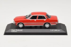 Opel Rekord D Rouge Minichamps 1:43 400044004 Métal
