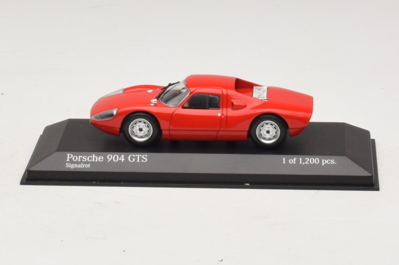 Porsche 904 GTS Rouge Minichamps 1:43 Porsche 904 GTS Rouge Minichamps 1:43 400065722 Métal