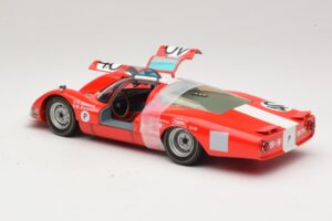 Porsche 906 LH Squadra Tartaruga #40 D. Spoerry / R. Steinemann 12 Hours of Sebring 1967 Minichamps 1:18 100676140 Métal — image 5 sur 8