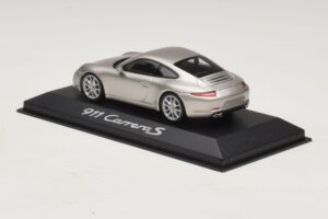Porsche 911 991 Carrera S Argent Métallisé Minichamps 1:43 WAP0200130C Métal — image 3 sur 4