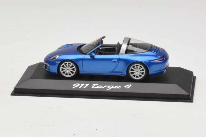 Porsche 911 991 Targa Bleu Métallisé Minichamps 1:43 WAP0200350E Métal
