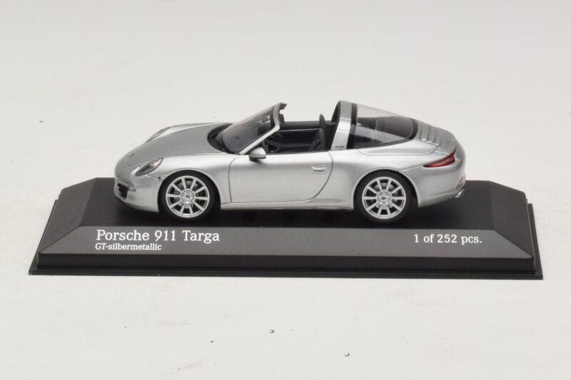 Porsche 911 991 Targa Argent Minichamps 1:43 410062442 Métal