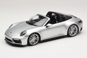 Porsche 911 992 Targa 4 GTS Argent Minichamps 1:18 WAP0211460RTRG Métal