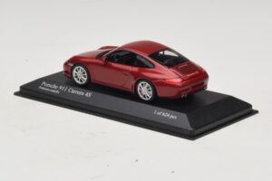 Porsche 911 997 Carrera 4S Red Metallic Minichamps 1:43 400066422 Métal — image 3 sur 4
