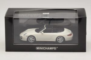 Porsche 911 997 Carrera 4S Cabriolet Blanc Minichamps 1:43 400066431 Métal — image 4 sur 4