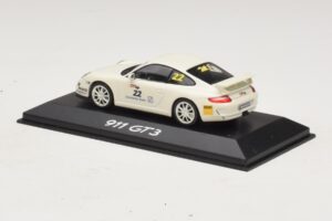 Porsche 911 997 GT3 #22 Blanc Minichamps 1:43 WAP020102016 Métal — image 3 sur 4