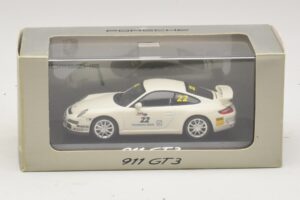Porsche 911 997 GT3 #22 Blanc Minichamps 1:43 WAP020102016 Métal — image 4 sur 4