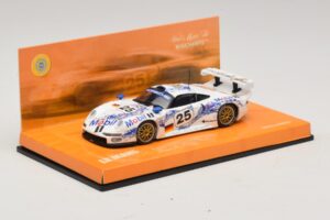 Porsche 911 GT1 #25 B. Wollek / T. Boutsen / H-J. Stuck 24 Hours of Le Mans 1996 Minichamps 1:43 403966625 Métal — image 2 sur 5