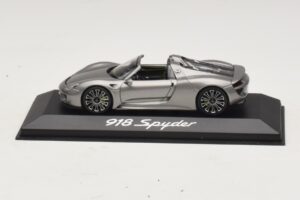 Porsche 918 Spyder Gris Métallisé Minichamps 1:43 WAP0201000E Métal
