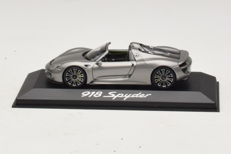 Porsche 918 Spyder Gris Métallisé Minichamps 1:43 WAP0201000E Métal