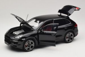 Porsche Cayenne Turbo S 92A Noir Métallisé Minichamps 1:18 110062100 Métal — image 2 sur 8