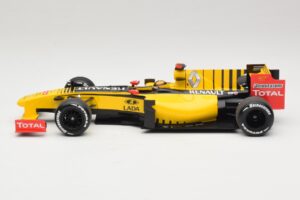 Renault R30 Showcar #11 R. Kubica F1 2010 Minichamps 1:18 150100081 Métal — image 3 sur 6