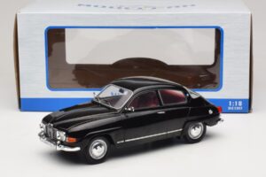Saab 96 V4 Noir MCG 1:18 MCG18063 Métal — image 6 sur 6