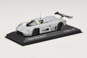 Sauber Mercedes C9 #63 J. Mass / M. Reuter / S. Dickens Winners 24 Hours of Le Mans 1989 Minichamps 1:43 B66041033 Métal — image 2 sur 5