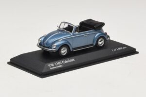 Volkswagen 1302 Cabriolet Bleu Métallisé Minichamps 1:43 430055042 Métal — image 2 sur 4