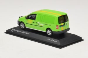 Volkswagen Caddy Maxi Norway Post Minichamps 1:43 403057006 Métal — image 3 sur 4