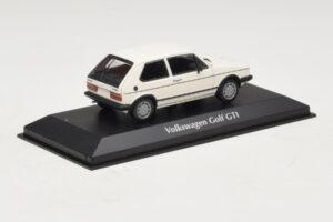 Volkswagen Golf GTI Mk1 Blanc Maxichamps 1:43 940055171 Métal — image 2 sur 4