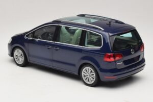 Volkswagen Sharan Blue Metallic Minichamps 1:18 110051000 Métal — image 6 sur 8