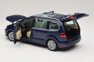 Volkswagen Sharan Blue Metallic Minichamps 1:18 110051000 Métal — image 7 sur 8