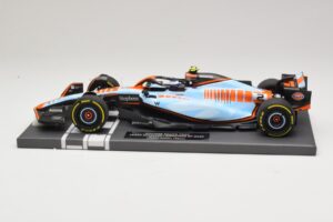Williams Racing FW45 #2 L. Sargeant Singapore GP 2023 Minichamps 1:18 117231602 Métal — image 3 sur 7