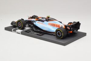 Williams Racing FW45 #2 L. Sargeant Singapore GP 2023 Minichamps 1:18 117231602 Métal — image 5 sur 7