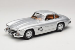 Mercedes 300 SL W198 Gullwing Argent Norev 1:18 Mercedes 300 SL W198 Gullwing Argent Norev 1:18 183857 Métal