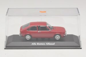 Alfa Romeo Alfasud Rouge Maxichamps 1:43 940120100 Métal — image 4 sur 5