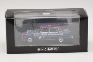 Alfa Romeo Giulia Europa-Testfahrt Sizilien-Hammerfest Minichamps 1:43 400120905 Métal — image 5 sur 5