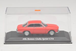 Alfa Romeo Giulia Sprint GTA Rouge Maxichamps 1:43 940120440 Métal — image 4 sur 5