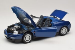 Alfa Romeo Spider 916 Bleu Maisto 1:18 31831 Métal — image 2 sur 8