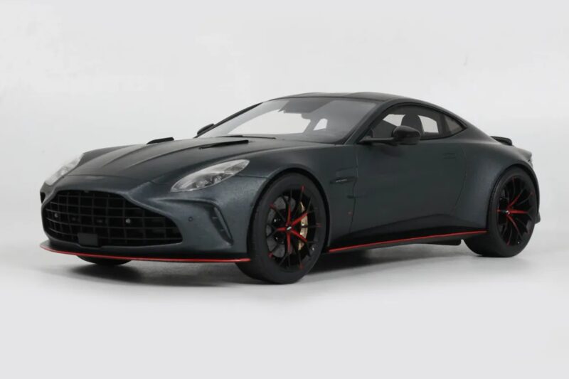 Aston Martin Vantage S Satin Xenon Grey GT Spirit 1:18 GT1017 Résine