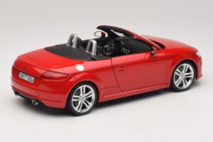 Audi TT 8J Roadster Tango Red Minichamps 1:18 5011400525 Métal — image 3 sur 8