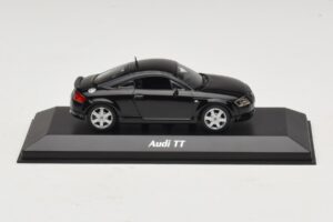 Audi TT 8N Noir Maxichamps 1:43 940017221 Métal