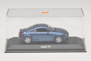 Audi TT 8N Bleu Métallisé Maxichamps 1:43 940017220 Métal — image 4 sur 5