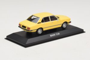 BMW 520 E12 Jaune Maxichamps 1:43 940023001 Métal — image 2 sur 5