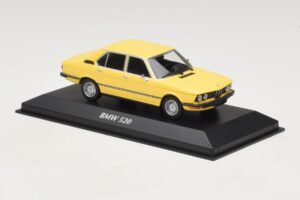 BMW 520 E12 Jaune Maxichamps 1:43 940023001 Métal — image 3 sur 5