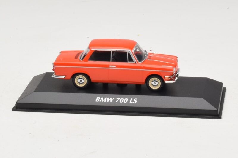BMW 700 LS Rouge Maxichamps 1:43 940023701 Métal