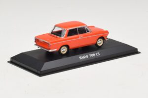 BMW 700 LS Rouge Maxichamps 1:43 940023701 Métal — image 2 sur 5