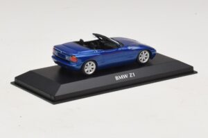 BMW Z1 E30 Bleu Métallisé Maxichamps 1:43 940020101 Métal — image 2 sur 5