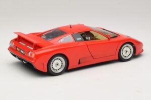 Bugatti EB110 Rouge Bburago 1:18 3055-P1 Métal — image 3 sur 8