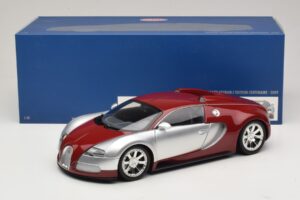 Bugatti Veyron Centenaire Edition Chrome Red Minichamps 1:18 100110851 Métal — image 8 sur 8