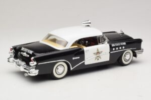 Buick Century Sun State Patrol Mira 1:18 6118 Métal — image 3 sur 8