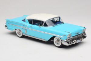 Chevrolet Bel Air Impala Coupe Turquoise & Crème KK-Scale 1:18 KKDC181593 Métal — image 4 sur 6
